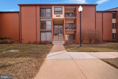 apt-201-7921 Mandan Rd, GREENBELT, MD, 20770-2831 | Card Image
