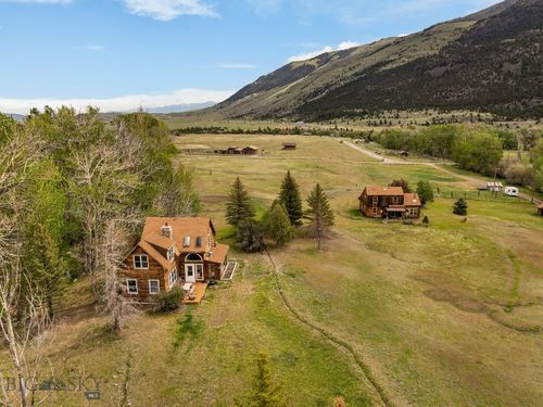 9 Grizzly Meadow Rd, Emigrant, MT, 59027-6008 | Card Image