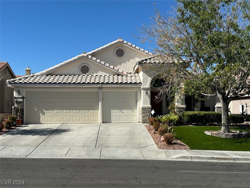 Riverband Pl, Henderson, NV 89052