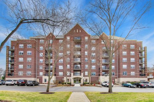 unit-305-410 Mahogany Ct, Palatine, IL, 60067-7806 | Card Image