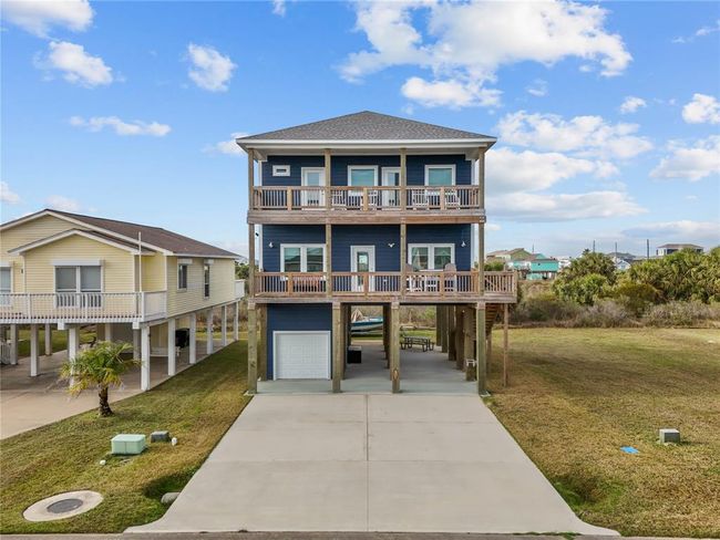 22318 Vista Del Mar, House other with 4 bedrooms, 3 bathrooms and 5 parking in Galveston TX | Image 5