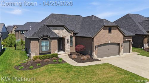 22003 Chaucer Ct, Macomb, MI, 48044-3896 | Card Image