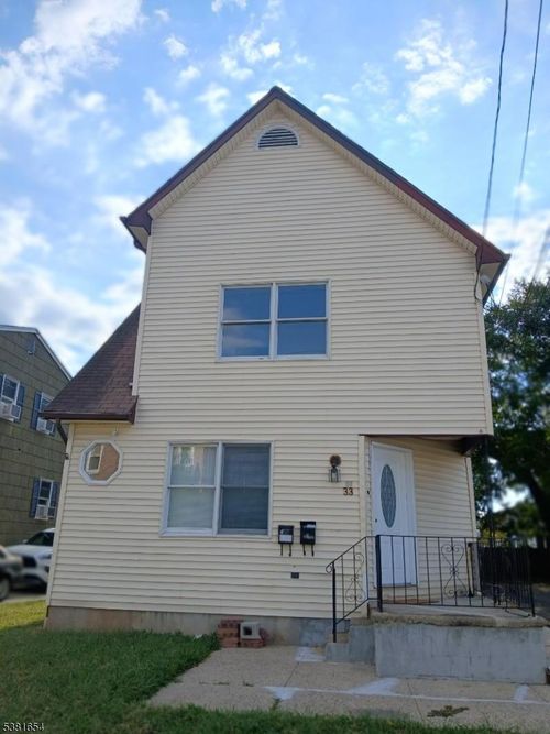 33 Fisher Ave, Bound Brook, NJ, 08805-1821 | Card Image
