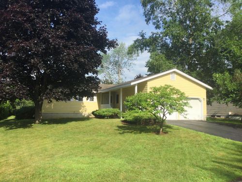 5 Erin Ave, Plattsburgh, NY, 12901-2405 | Card Image