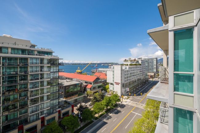 1005 - 168 E Esplanade, Condo with 3 bedrooms, 2 bathrooms and 1 parking in North Vancouver BC | Image 28