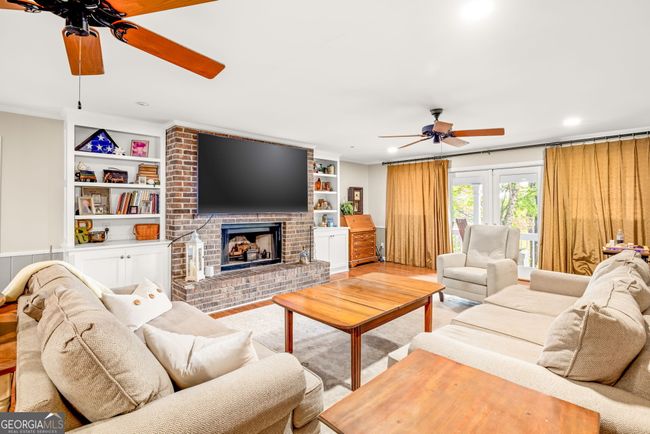 1134 Old Lake Russell Rd, House other with 3 bedrooms, 3 bathrooms and null parking in Cornelia GA | Image 8