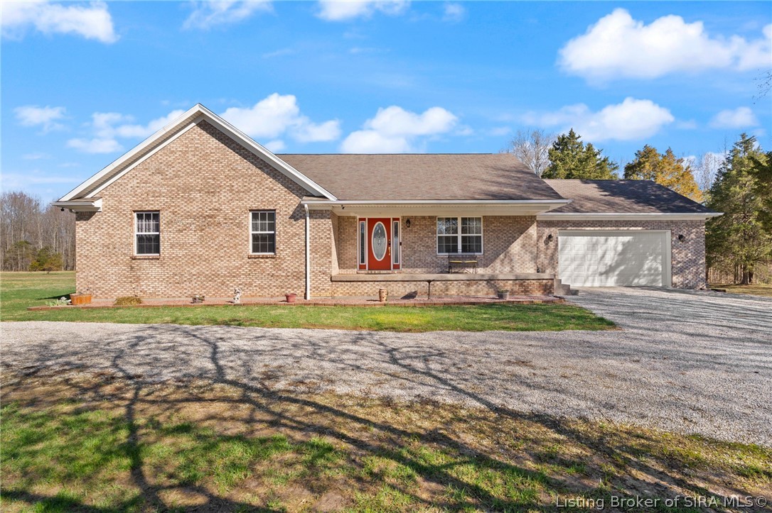 Residential in Scottsburg
