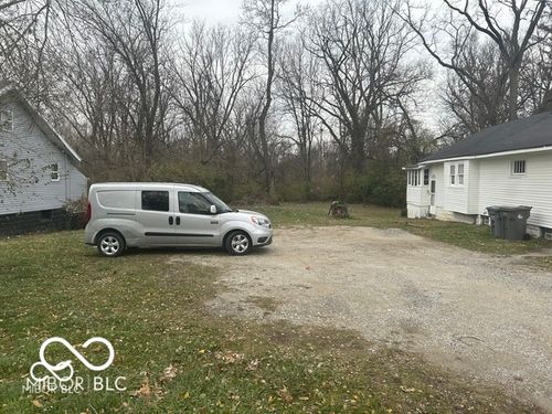 3316 N Sherman Dr, Indianapolis, IN, 46218-2105 | Card Image