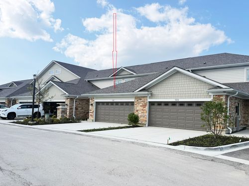 110 Lily Ln, Wheeling, IL, 60090-2991 | Card Image
