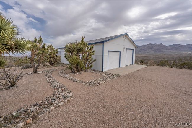 Garage | Image 44
