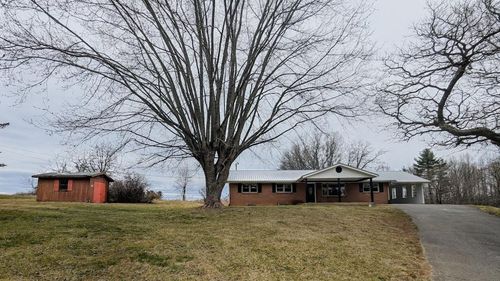 8203 Floyd Pike, Dugspur, VA, 24325-3501 | Card Image