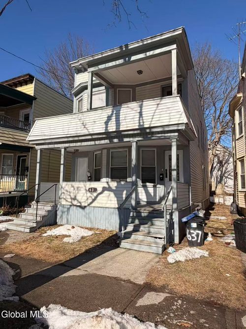 637 Myrtle Ave, Albany, NY, 12208-3375 | Card Image
