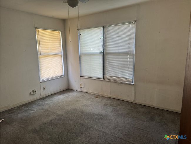 200 W Odell St, House other with 4 bedrooms, 2 bathrooms and null parking in Austin TX | Image 9