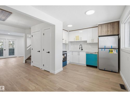 1706 37 St Nw, Edmonton, AB, T6L2R7 | Card Image