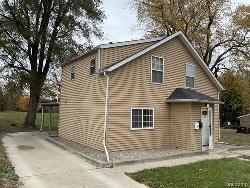 782 Harriet St, Ypsilanti, MI, 48197-5237 | Card Image