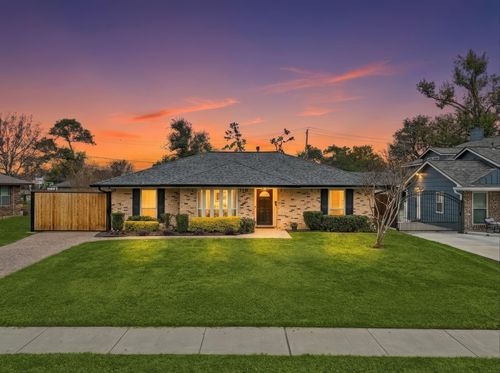 6422 Waltway Dr, Houston, TX, 77008-6266 | Card Image