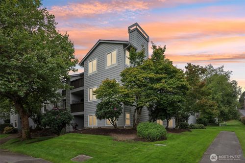 b305-6700 182nd Street Se, Kenmore, WA, 98028 | Card Image