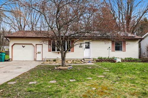 2315 Prosperity Dr, Portage, MI, 49002-5755 | Card Image