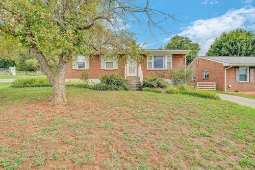 502 2nd St, Buchanan, VA, 24066-5452 | Card Image
