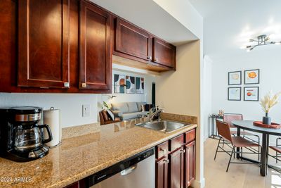 3410 - 3600 N Hayden Road, Condo with 2 bedrooms, 1 bathrooms and null parking in Scottsdale AZ | Image 2