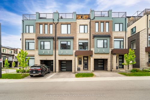 49-314 Equestrian Way, Cambridge, ON, N3E0E4 | Card Image