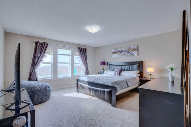 88 Redstone Villas Ne, Home with 3 bedrooms, 2 bathrooms and 6 parking in Calgary AB | Image 27