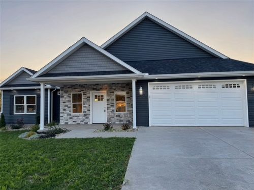 8-3 Vincent Dr, Uniontown, PA, 15401-2103 | Card Image