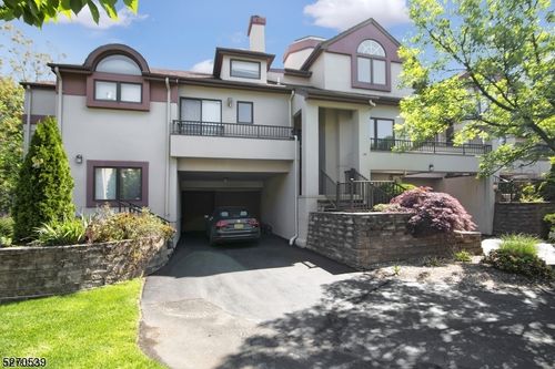 42 Schindler Ter, West Orange, NJ, 07052-1078 | Card Image