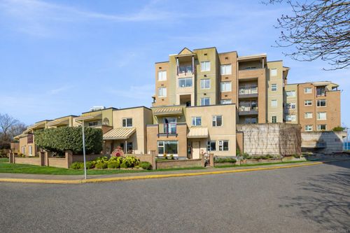 10-33 Songhees Rd, Victoria, BC, V9A7M6 | Card Image