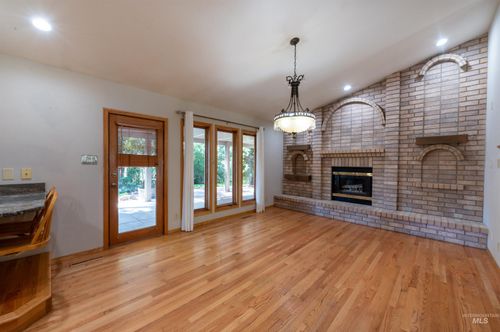 1840 Candleridge Dr, Twin Falls, ID, 83301-8302 | Card Image