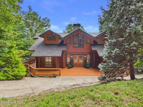 214 Cross Creek Trl, Robbinsville, NC, 28771-6890 | Card Image