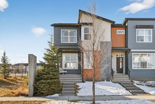 9 Walcrest Gate Se, Calgary, AB, T2X4G3 | Card Image