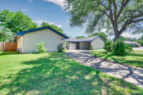 4913 Westlake Dr, Fort Worth, TX, 76132-1632 | Card Image