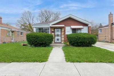 12537 S Justine Street, House other with 3 bedrooms, 1 bathrooms and 1 parking in Calumet Park IL | Image 1