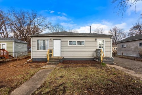 3381 Texas St, Lake Station, IN, 46405-2838 | Card Image