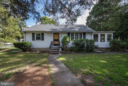 315 Woodbury Turnersville Rd, GRENLOCH, NJ, 08032-1007 | Card Image