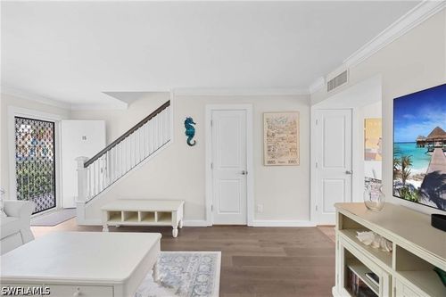 o-15-1222 Gordon Dr, NAPLES, FL, 34102-7251 | Card Image