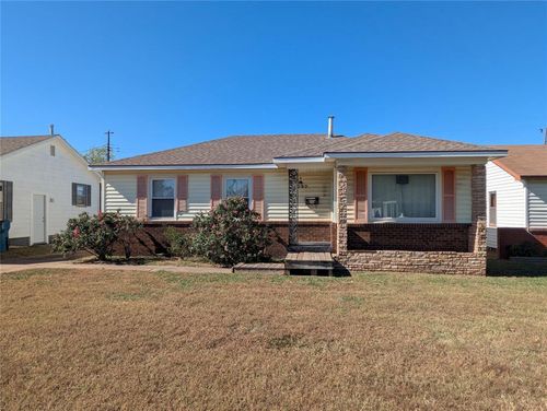 737 E Steed Dr, Midwest City, OK, 73110-7934 | Card Image