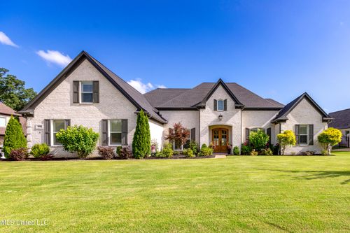 8209 Waterfall Way, Olive Branch, MS, 38654-5092 | Card Image