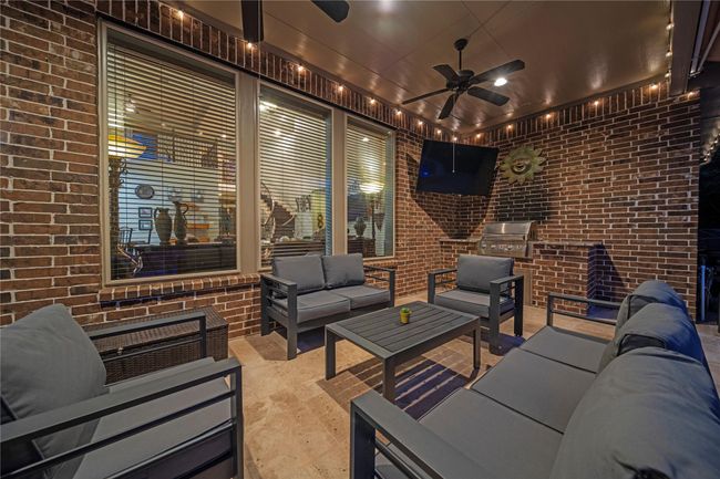 207 Fox Squirrel Ct, House other with 4 bedrooms, 4 bathrooms and 3 parking in Pinehurst TX | Image 35