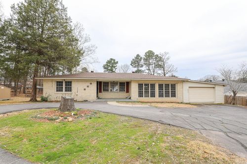 2521 Northshore Dr, Benton, AR, 72015-8560 | Card Image