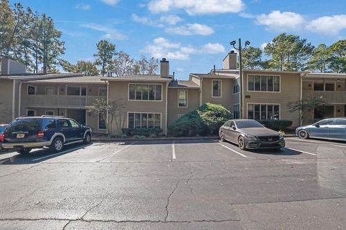 1003 River Mill Cir, Roswell, GA, 30075-5149 | Card Image