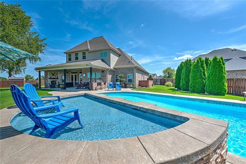 2810 W Cobbler Pl, Rogers, AR, 72758-4569 | Card Image