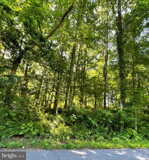 4345 Flora Ave, PRINCE FREDERICK, MD, 20678-4494 | Card Image