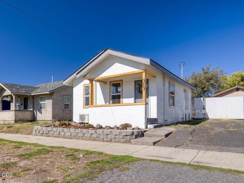 313 Martin St, Klamath Falls, OR, 97601-3241 | Card Image
