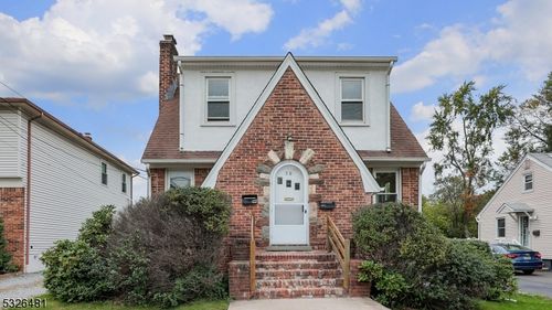 1-20 Aubrey St, Summit, NJ, 07901-1409 | Card Image