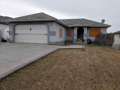316 Tocher Avenue, Hinton, AB, T7V2E1 | Card Image