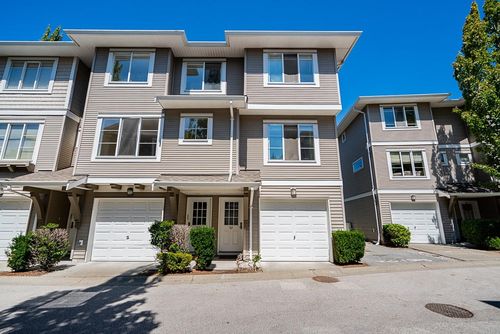 52-15155 62a Ave, Surrey, BC, V3S8A6 | Card Image