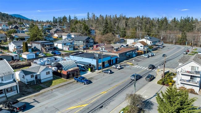 8118 York Ave, House other with 2 bedrooms, 1 bathrooms and 2 parking in Crofton BC | Image 4