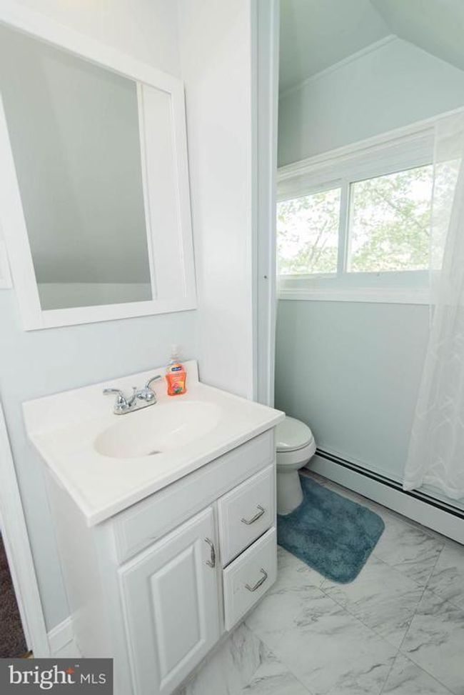 91 New School Ln, House other with 4 bedrooms, 2 bathrooms and null parking in LEVITTOWN PA | Image 19